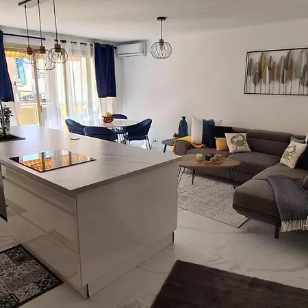 En Exclusivite T3 A 2 Pas Des Plages De St Raphael Saint-Raphaël